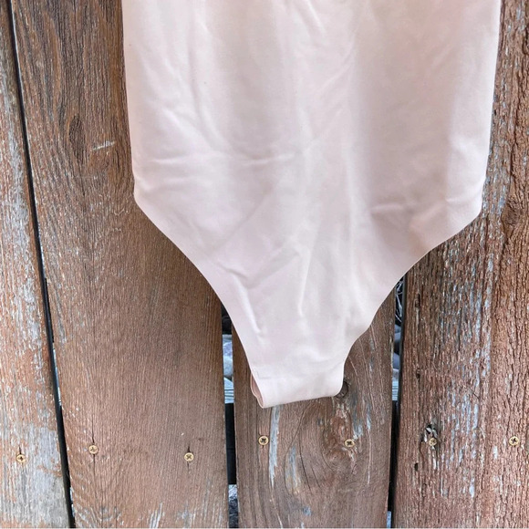 AERIE Women’s Smoothez Body Shaping Smoothing Body Suit Beige Cream Size Small - Picture 6 of 14